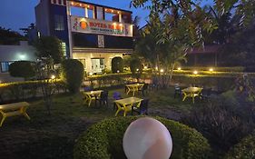 Ramji Hotel
